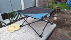 handig Decathlon campingtafeltje - oprolbaar, Caravans en Kamperen, Ophalen of Verzenden, Gebruikt, Campingtafel