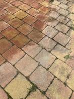 Gratis tuin tegels.. nog nooit omgedraaid!, Tuin en Terras, Tegels en Klinkers, Ophalen of Verzenden, Zo goed als nieuw, Beton