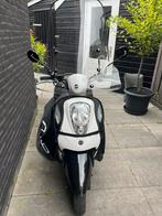 Sym mio 50i scooter geel kenteken, Fietsen en Brommers, Scooters | SYM, Gebruikt, Maximaal 45 km/u, Benzine, Ophalen
