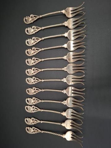 12 antiek zilver vorkjes Gerritsen beschikbaar voor biedingen
