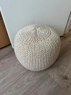 Gebreide poef zgan gebruikt als decoratie, Ophalen of Verzenden, Zo goed als nieuw, Rond, Minder dan 50 cm
