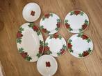 Kerstservies Bordjes en schaal(tjes), Huis en Inrichting, Keuken | Servies, Ophalen, Zo goed als nieuw, Overige stijlen, Bord(en)