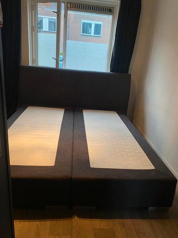 Boxspring antraciet 180x200 beschikbaar voor biedingen