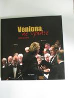 venlona de update 2000- 2016 met cd en dvd  venlo boek, Ophalen of Verzenden, 20e eeuw of later, Gelezen