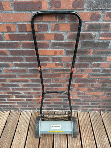 Pattfield Handgrasmaaier beschikbaar voor biedingen