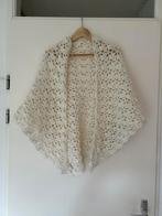 Witte omslagdoek stola met goud accent nieuw, Kleding | Dames, Ophalen of Verzenden, Nieuw, Wit, Trui of Vest