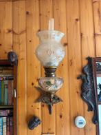Antieke olielamp met Bloemmotief, Ophalen
