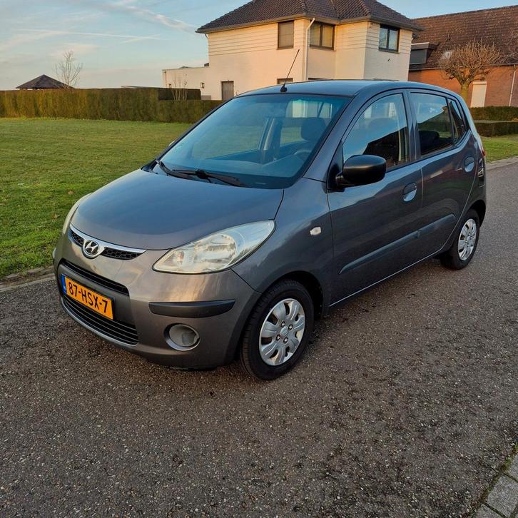 Hyundai i10 1.1 I 5DR 2009 Grijs, Auto's, Hyundai, Bedrijf, i10, ABS, Airbags, Airconditioning, Elektrische ramen, Isofix, Metallic lak