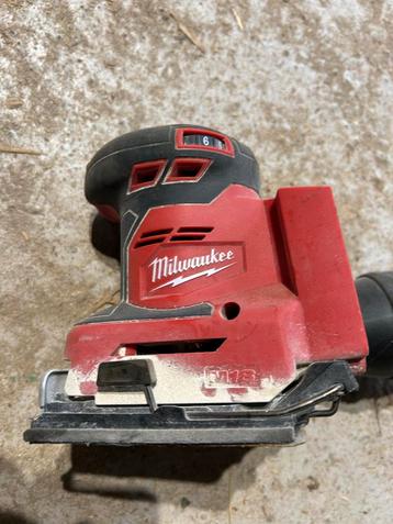 Milwaukee M18 BQSS Schuurmachine - Accu Vlakschuurmachine beschikbaar voor biedingen