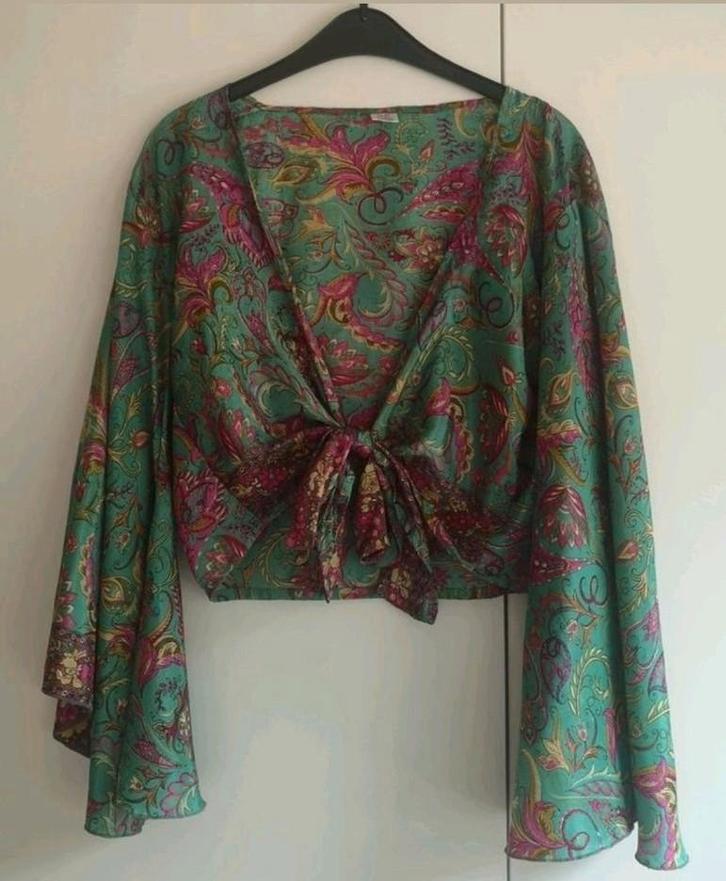 Zijden blouse / vest ZGAN maat S/M, Kleding | Dames, Tops, Zo goed als nieuw, Maat 36 (S), Lange mouw, Ophalen of Verzenden