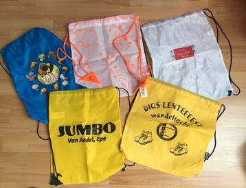 5 gymtasjes / rugtasjes voor oa school gymles beschikbaar voor biedingen