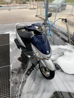 V-clic, Fietsen en Brommers, Scooters | Peugeot, Ophalen, Overige modellen, Maximaal 45 km/u, Zo goed als nieuw