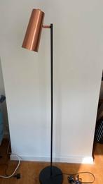 Koperen vloerlamp | matzwart + koperkleur, Ophalen of Verzenden, Zo goed als nieuw, Metaal, Modern