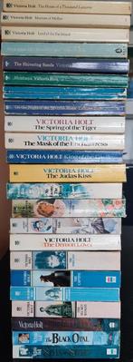 23 titels Victoria Holt engelstalig, Boeken, Victoria Holt, Gelezen, Ophalen of Verzenden