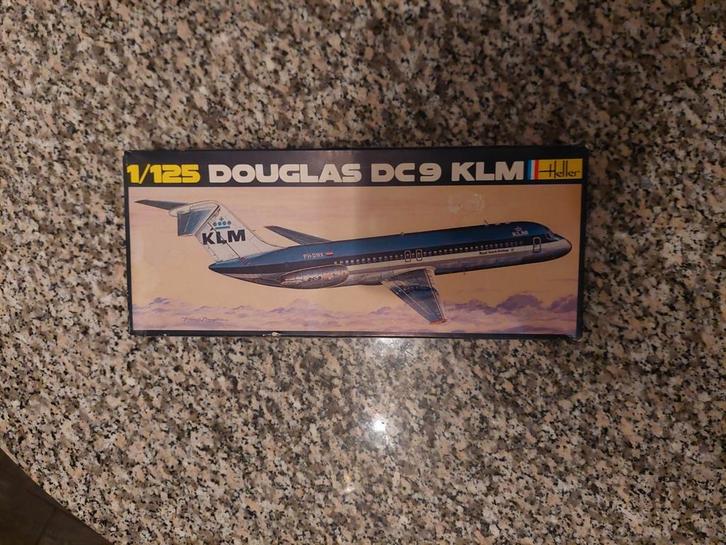 1/125 DOUGLAS DC9 KLM  HELLER NO 462, Hobby en Vrije tijd, Modelbouw | Vliegtuigen en Helikopters, Zo goed als nieuw, Vliegtuig