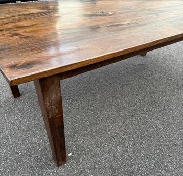 Houten Eettafel - Rechthoekig beschikbaar voor biedingen