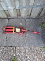 Krik 2 ton in goede staat, Ophalen, Zo goed als nieuw, Hydraulisch, Garagekrik