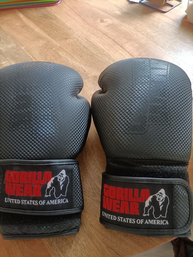 Nieuwe Gorilla bokshandschoenen, Ophalen of Verzenden, Nieuw, Bokshandschoenen