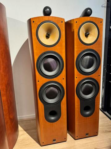 Mooie B&W 803S Signature Cherrywood Luidsprekers beschikbaar voor biedingen