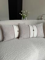 Set van twee luxe handgemaakte sierkussens 30x50, Ophalen of Verzenden, Nieuw, Vierkant