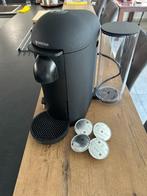 Nespresso Vertuo, Witgoed en Apparatuur, Koffiezetapparaten, Koffiemachine, Ophalen of Verzenden, Zo goed als nieuw, Koffiepads en cups