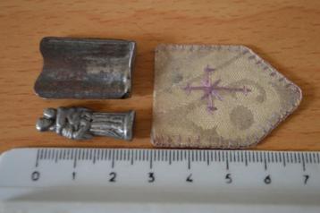 2 antieke katholieke voorwerpen beschikbaar voor biedingen