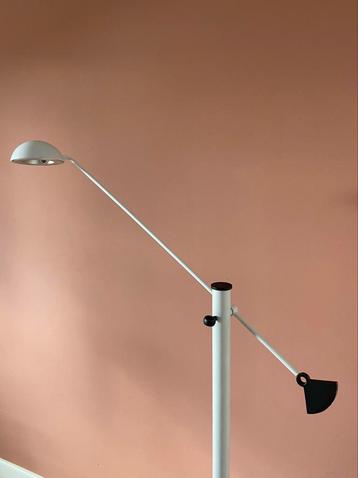 Vintage Relco Milano vloerlamp in zeer goede staat beschikbaar voor biedingen