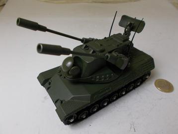 Dinky Toys 696 LEOPARD ANTI-AIRCRAFT TANK. (1975) I.z.g.st. beschikbaar voor biedingen