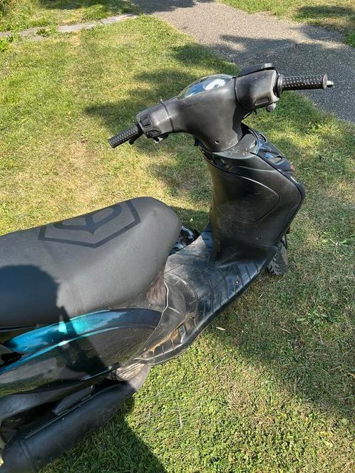 Zip 125 zonder 123 met nummer zonder papieren of te ruil, Fietsen en Brommers, Scooters | Piaggio, Zip, Ophalen