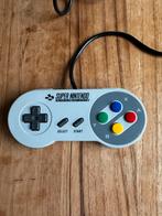 Orginele snes controller, Spelcomputers en Games, Ophalen of Verzenden, Gebruikt, Met 1 controller