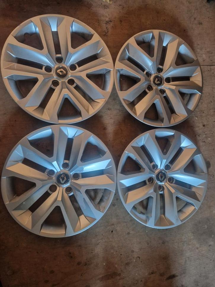 RENAULT WIELDOPPEN 17 INCH, Auto diversen, Wieldoppen, Gebruikt, Ophalen of Verzenden