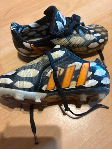 Adidas Predator Voetbalschoenen Maat 30 beschikbaar voor biedingen