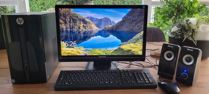 HP Desktop PC met Monitor en Speakers, Computers en Software, Desktop Pc's, Gebruikt, Onbekend, HDD, Minder dan 4 GB, Met monitor