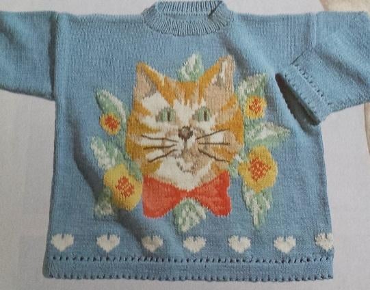 Poes met bloemen en hartjes trui breipatroon, Hobby en Vrije tijd, Breien en Haken, Zo goed als nieuw, Breien, Patroon of Boek