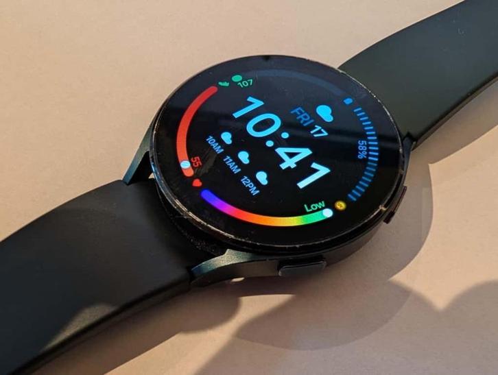 Samsung Galaxy Watch 4 (44mm), Sieraden, Tassen en Uiterlijk, Smartwatches, Zo goed als nieuw, Android, Groen, Afstand, Calorieverbanding
