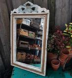 Brocante spiegel ècht oudje zacht groengeel +-45-35cm Miekj, Antiek en Kunst, Ophalen of Verzenden, Minder dan 50 cm