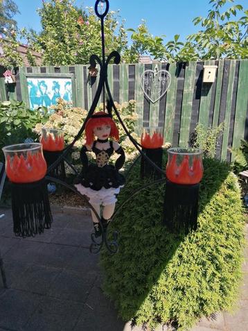 Kunst Object  Moulin Rouge  beschikbaar voor biedingen