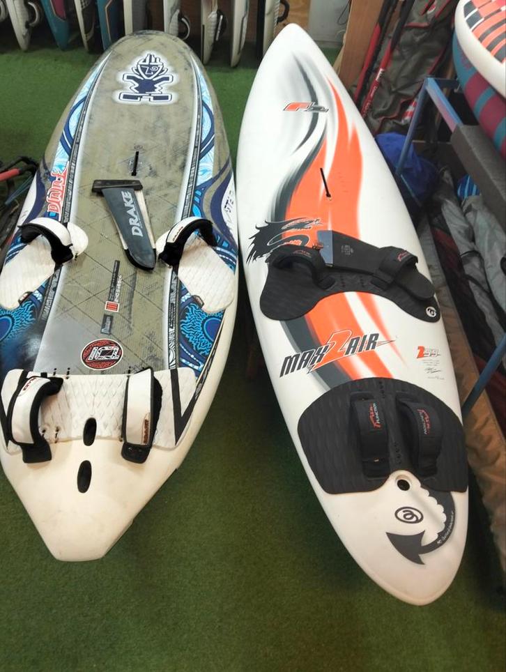 F2 MaX 2 Air 100 ltr €150,--  Starboard Futura verkocht, Watersport en Boten, Windsurfen, Gebruikt, Plank, Minder dan 250 cm, Met vin(nen)