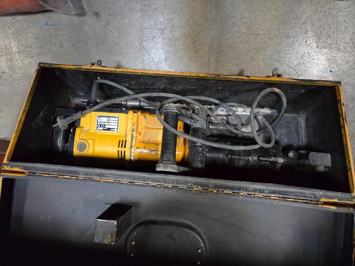 Kango 950 breekhamer – met koffer, Doe-het-zelf en Verbouw, Gereedschap | Handgereedschap, Gebruikt, Ophalen