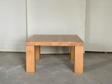 Minimaltische coffeetable, massief hout beschikbaar voor biedingen