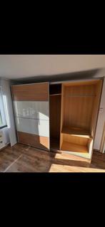 Schuifdeuren kast met 2 deuren beige / wit glasdelen, Huis en Inrichting, Kasten | Kledingkasten, Ophalen of Verzenden, Zo goed als nieuw