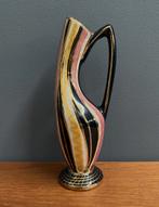 50 jaren Voor Bequet verzamelaars mini schenk vaas met oor, Gebruikt, Overige kleuren, Aardewerk of Porselein, Ophalen of Verzenden