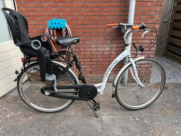 Moederfiets Pelikaan met kinderzitje beschikbaar voor biedingen