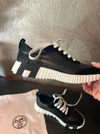 Hermes Bouncing Sneakers Zwart Maat 37, Kleding | Dames, Zwart, Nieuw, Ophalen of Verzenden, Sneakers of Gympen