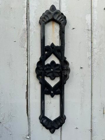 Ornament gietijzer beschikbaar voor biedingen