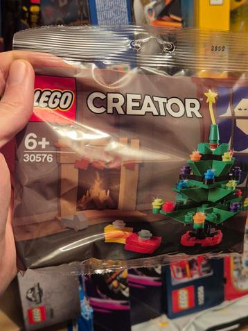 Nieuwe LEGO Creator 30576 Wintertafereel/ kerstboom beschikbaar voor biedingen