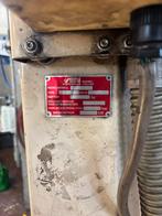 Koni vierkoloms hefbrug, Doe-het-zelf en Verbouw, Gereedschap | Overige machines, Ophalen, Gebruikt