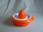 Vintage oranje fruitpers Vitri W.Germany, Huis en Inrichting, Keuken | Keukenbenodigdheden, Ophalen of Verzenden, Zo goed als nieuw