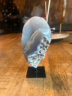 Orka Agaat op standaard, Huis en Inrichting, Woonaccessoires | Wereldbollen, Ophalen of Verzenden, Zo goed als nieuw