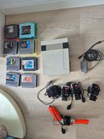 Nintendo NES met 3 controllers, pistool en 8 games, Spelcomputers en Games, Ophalen of Verzenden, Gebruikt, Met 3 controllers of meer